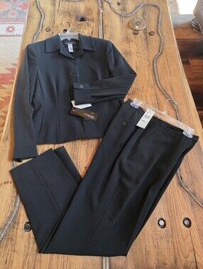 NWT Platinum Jones Of New York Black Two-Piece Women's Suit Jacket & Pants 8P